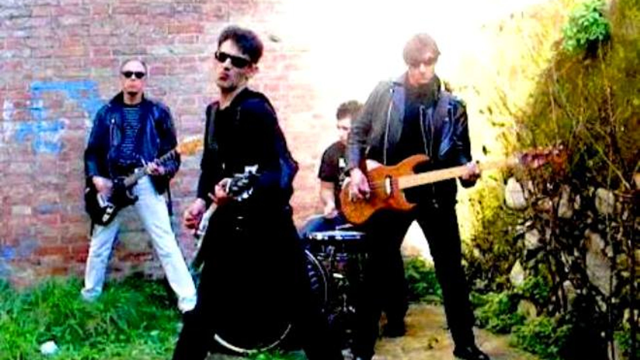 VIDEOS FROM ALL ALBUMS plus live videos, home movies and rarities